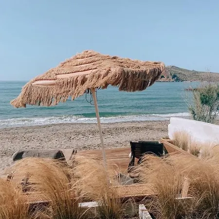 Esperanto Seafront Aparthotel